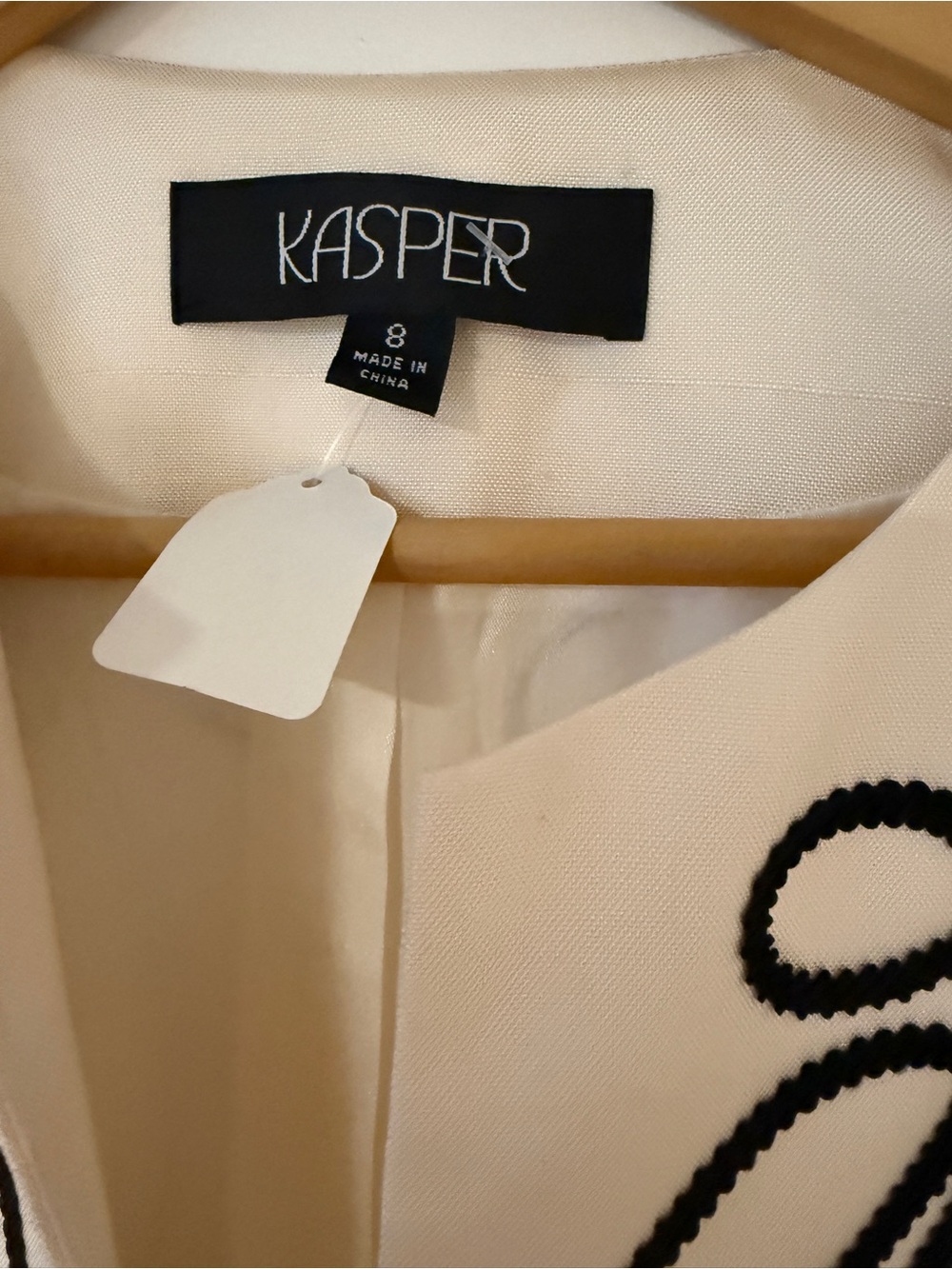Kasper Cream Open-Front Jacket with Black Floral Cord Appliqué - Picture 3 of 5